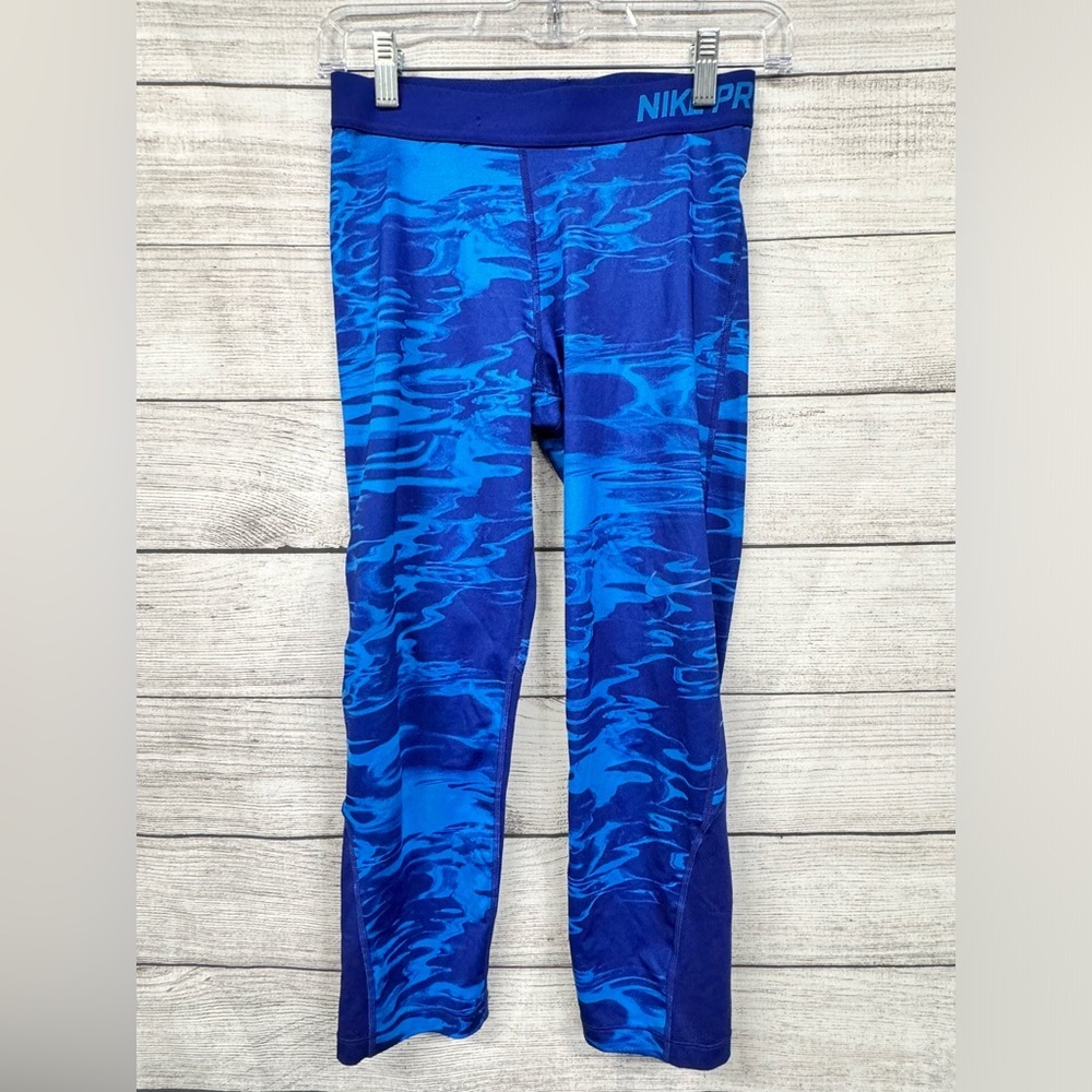 Nike Pro Leggings - Picture 2 of 6